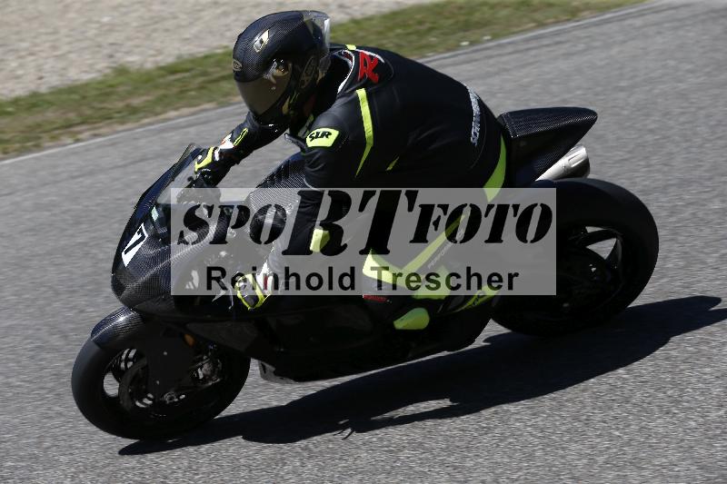 /15 22.05.2026  Plüss Moto Sport  Discover the Bike ADR /Gruppe gruen - Bike 1/7